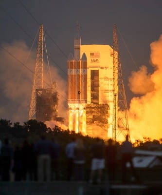 Orion-Test-Launch-Liftoff