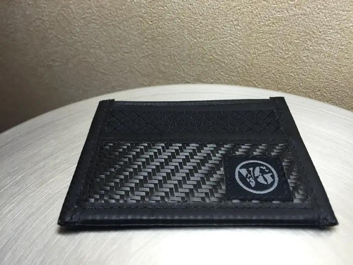 Viator carbon fiber RFID half wallet