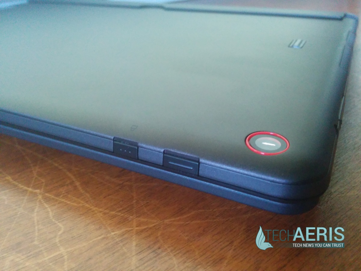 Lenovo ThinkPad Helix 2 Camera + Buttons