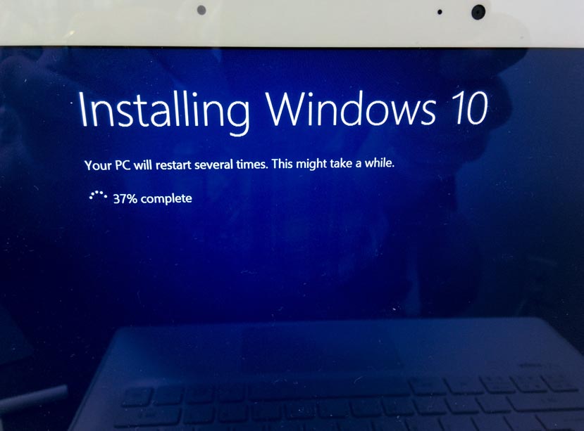 11-Windows-10-Installing-Windows