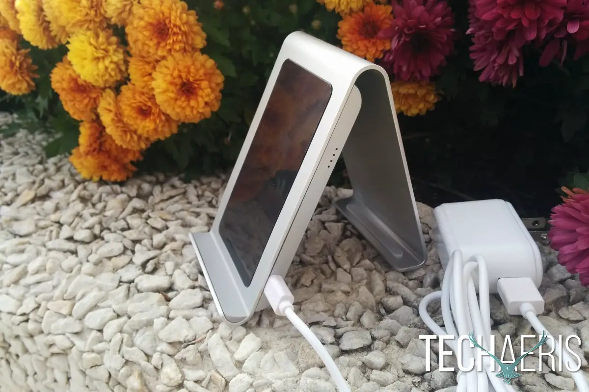 Choetech-Iron-Stand-Review-Right-Side
