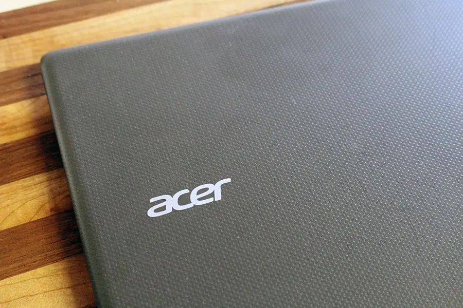 The Acer Cloudbook 14 dimples