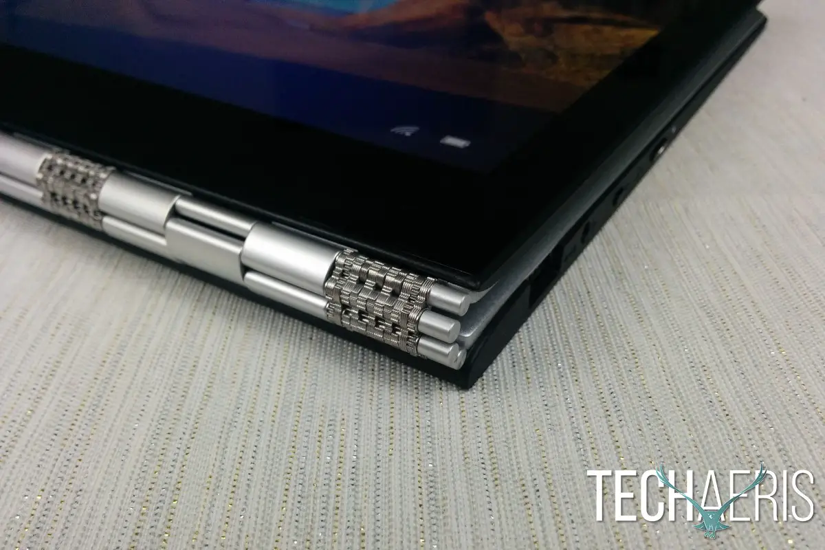 Lenovo YOGA 900 Review Hinge Tablet Mode