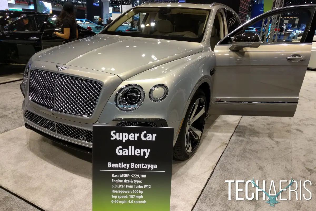 Chicago Auto Show 2016 Bentley Bentayga