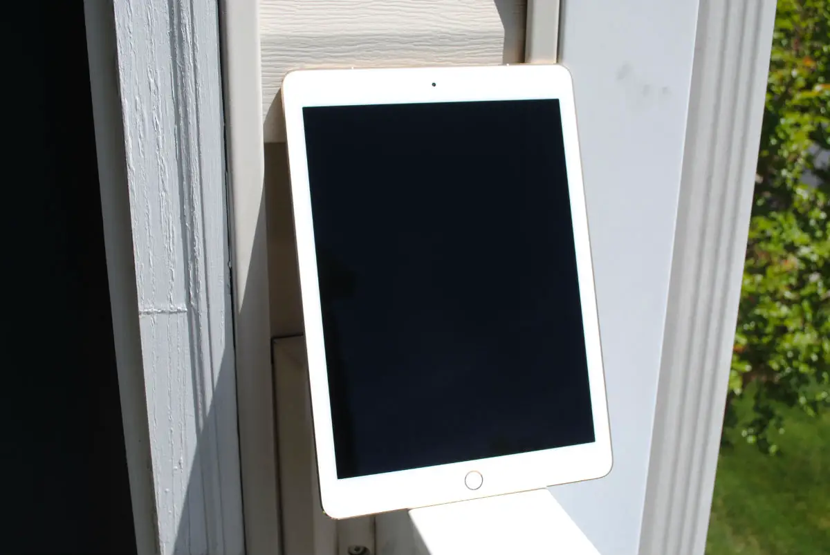 iPad-Pro-9-7-front