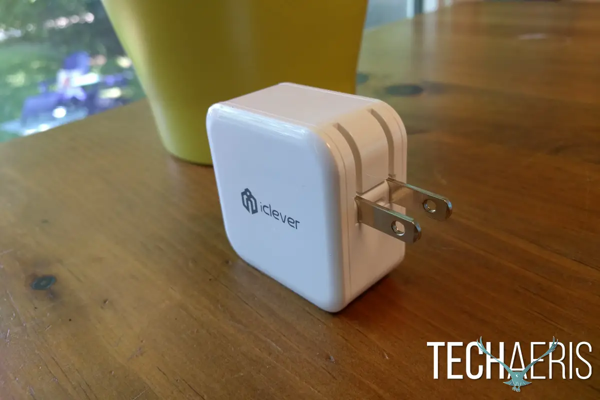 iClever BoostCube USB-C Wall Charger Foldable Plug