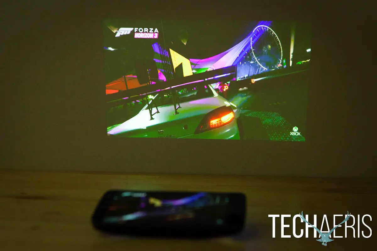 moto-insta-share-projector-review-12