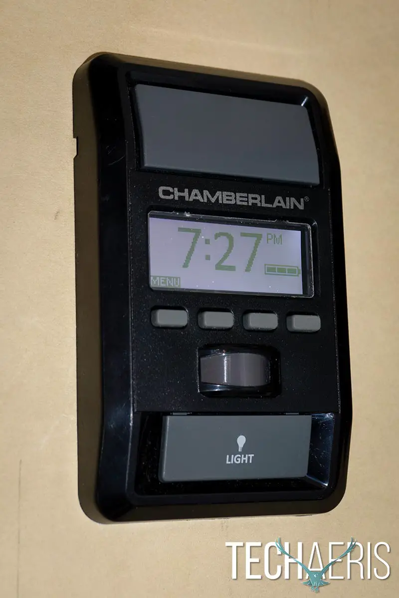 Chamberlain-WD1000WF-Wi-Fi-Garage-Door-Opener-review-0025