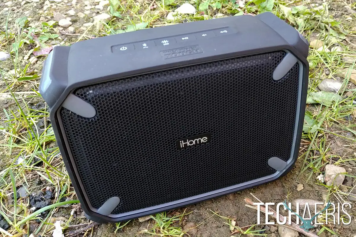 iHome-iBT372-review-02