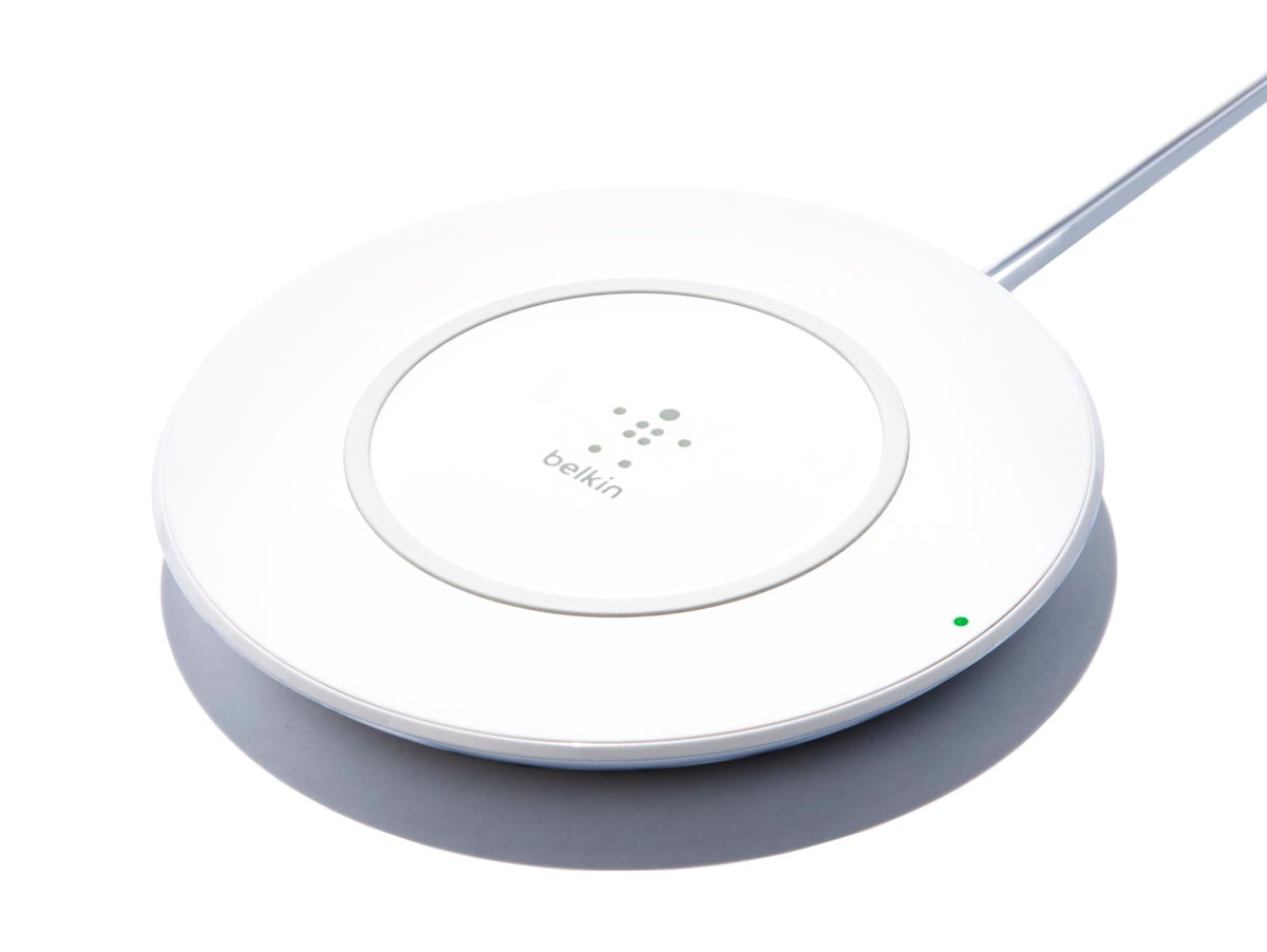 belkin-boost-up-wireless-charging-pad-iphone