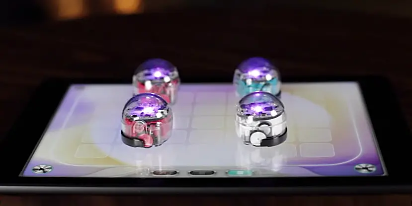 Ozobot-Cyber-Monday-OzoGroove