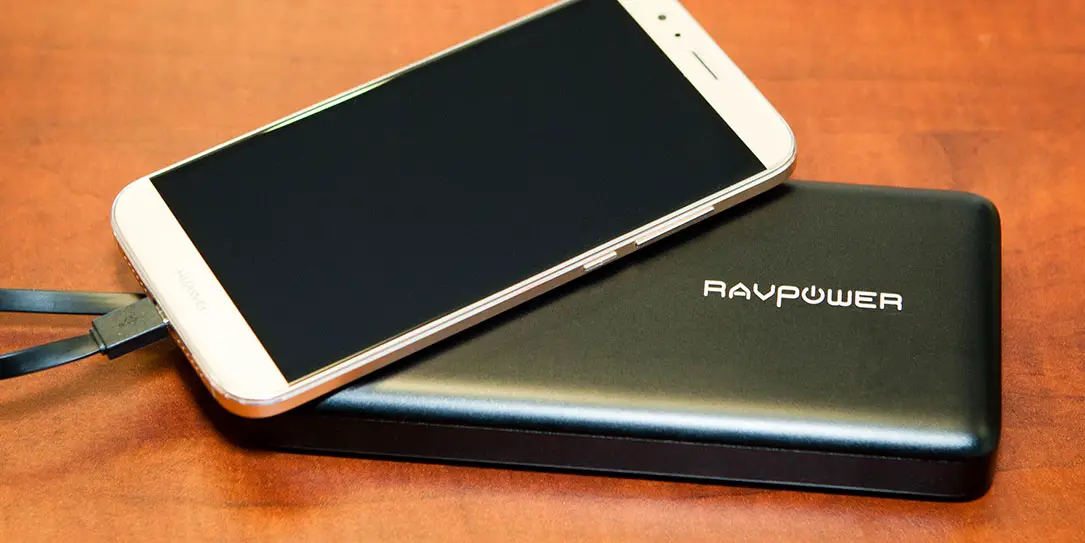 RAVPower-20100-mAh-External-Battery-review