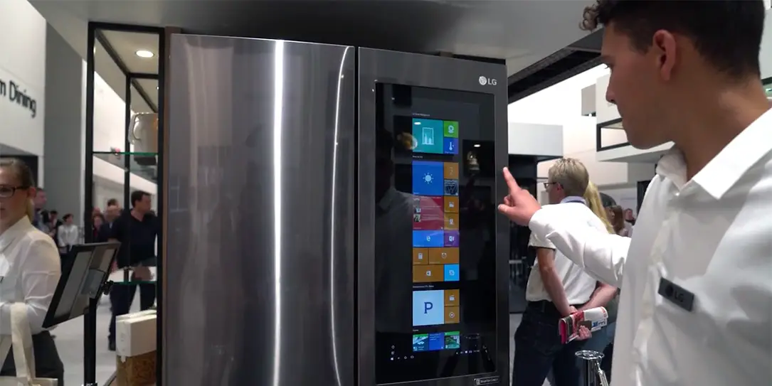 LG-smart-fridge-Windows-10
