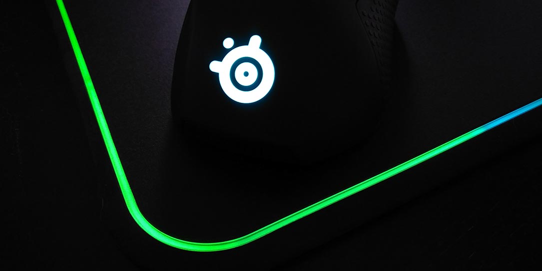 QcK Prism review: A dual-surfaced RGB mousepad