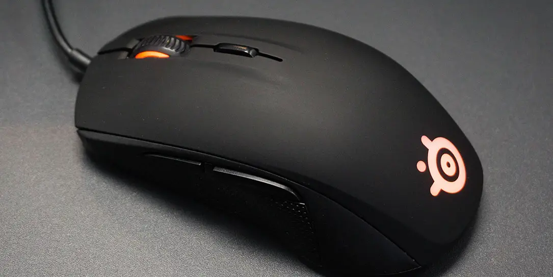 pijn doen Waardeloos pen SteelSeries Rival 100 review: A simple, affordable gaming mouse