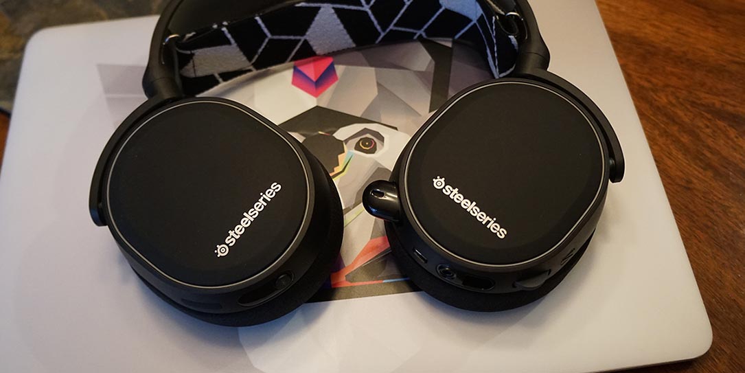 debitor Daddy bevæge sig SteelSeries Arctis 3 Bluetooth Headset review: Bluetooth and wired audio at  the same time