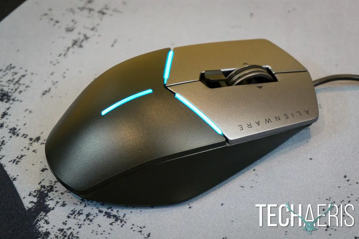Alienware-Advanced-Gaming-Mouse-review-02