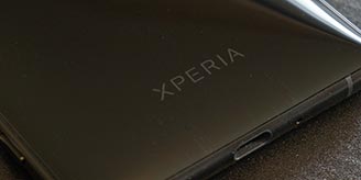 Sony-Xperia-XZ2-review-box