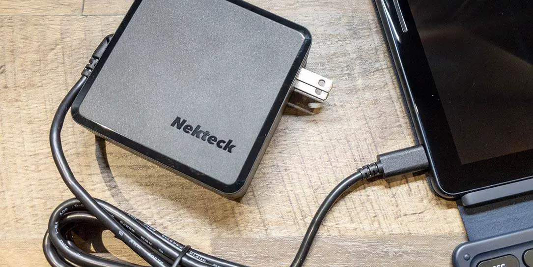 Nekteck-Type-C-PD-Wall-Adapter-review