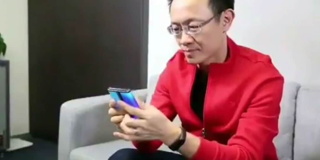 Xiaomi-Bendable-Smartphone-FI