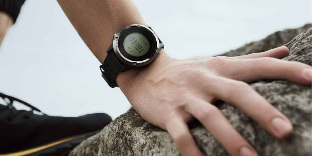 Runtopia-S1-GPS-smartwatch-FI