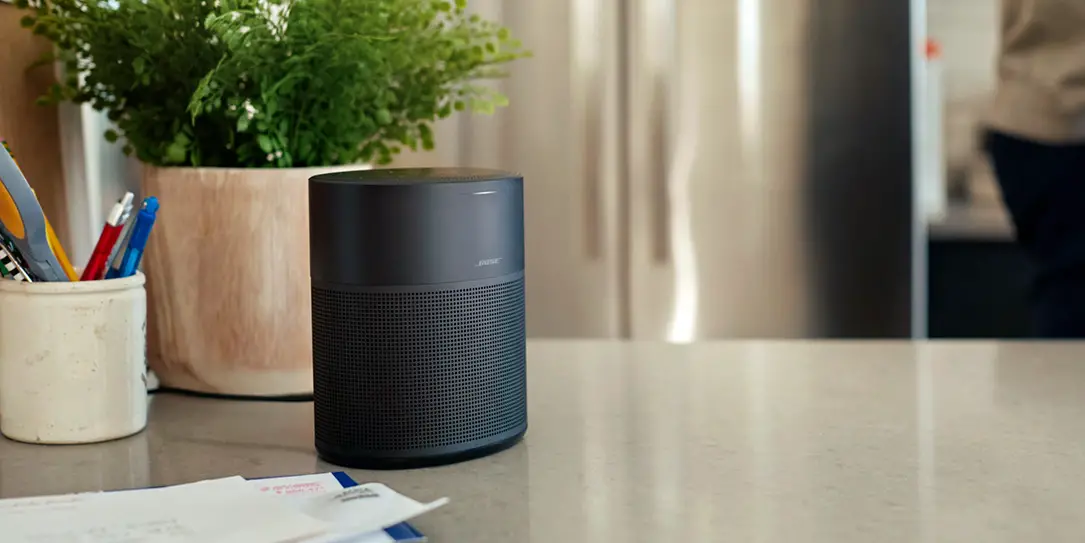 Bose smart speaker with google asssitant 1