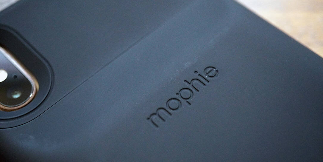 mophie Juice Pack Access iPhone XS MAX Charging Case *Black*