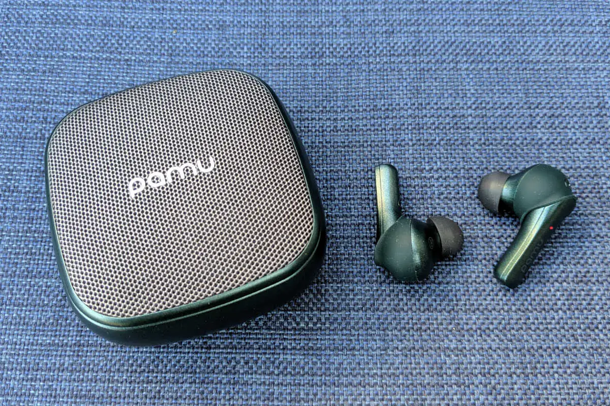 The PaMu Slide TWS earbuds with charging case