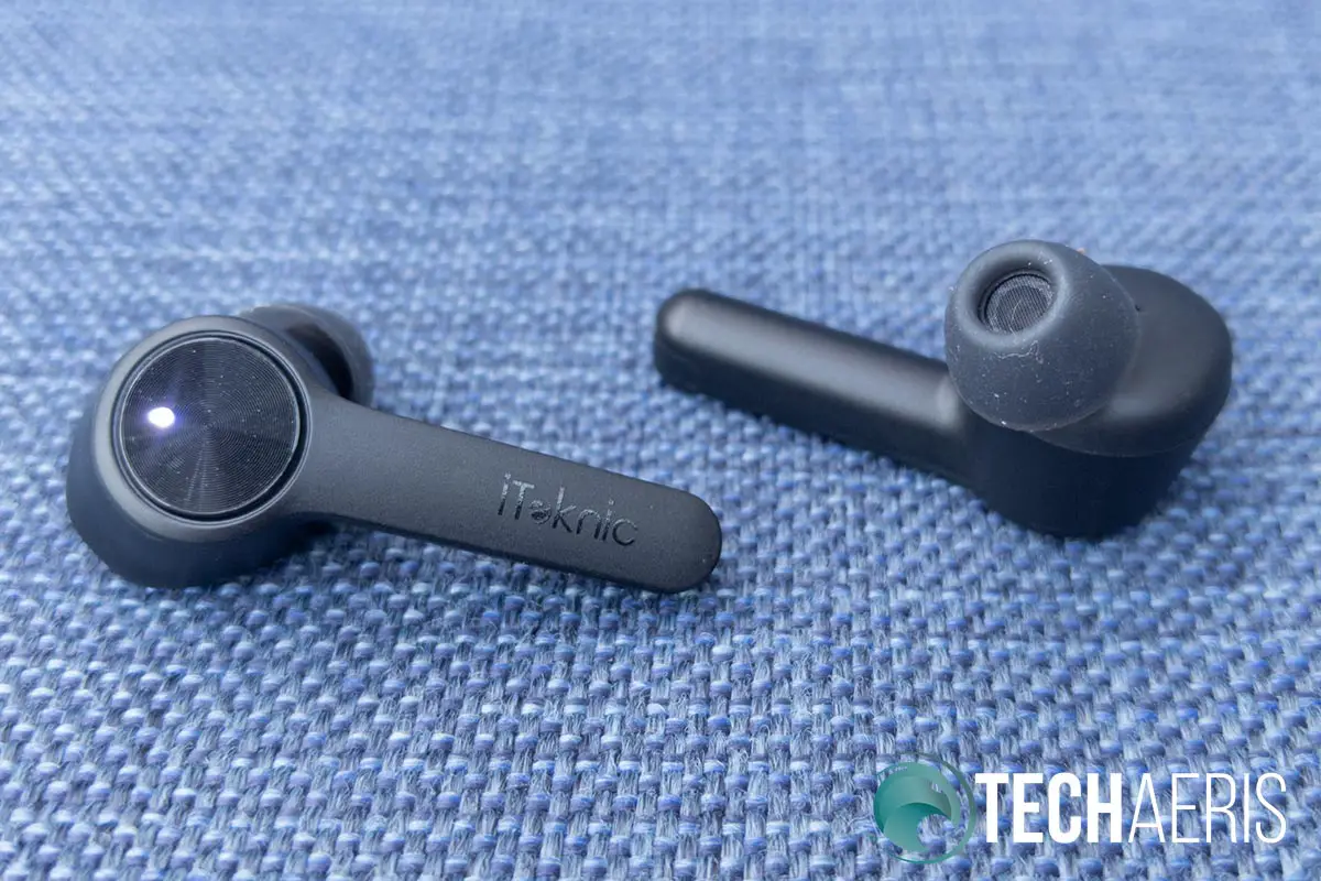 Front and back view of the iTeknic TWS Bluetooth Earbuds