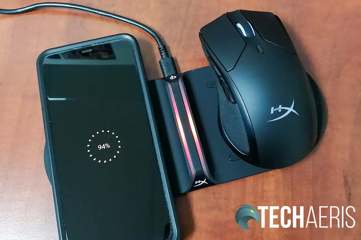 HyperX ChargePlay Base with Pixel 4 XL smartphone and HyperX Pulsefire Dart wireless gaming mouse