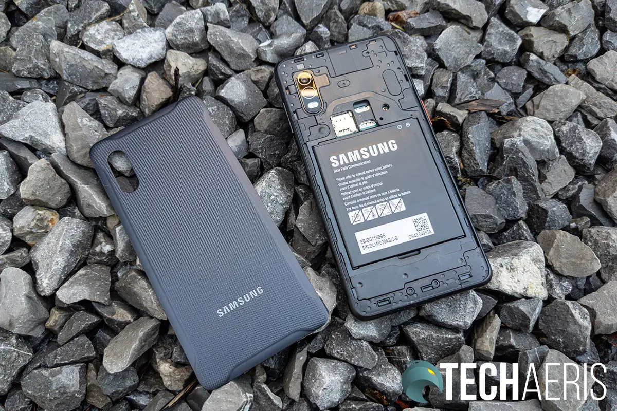 The back cover of the Samsung Galaxy XCover Pro rugged smartphone is removable