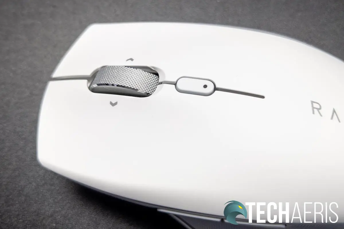 The textured scroll/tilt wheel on the Razer Pro Click ergonomic productivity mouse
