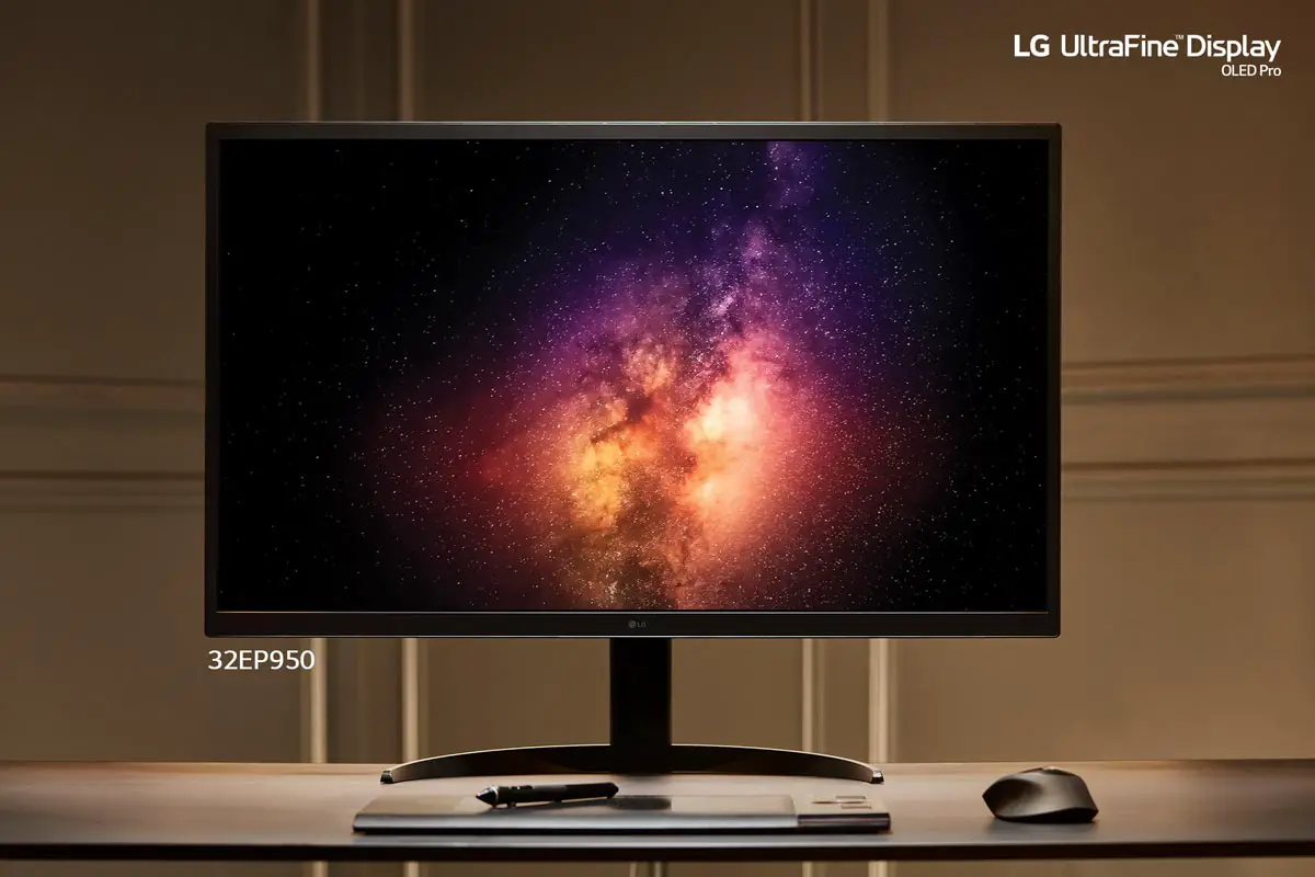 The LG UltraFine Display OLED Pro (32EP950) monitor
