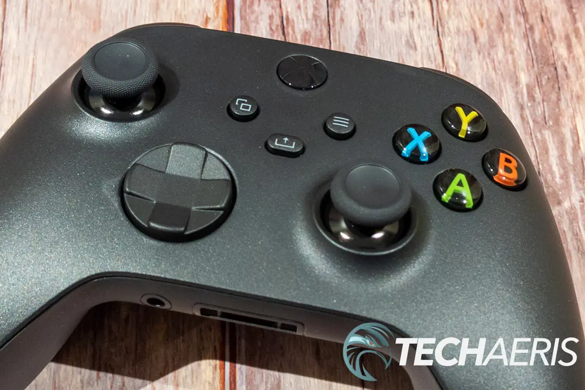 The face buttons and thumbsticks on the updated Xbox Wireless Controller