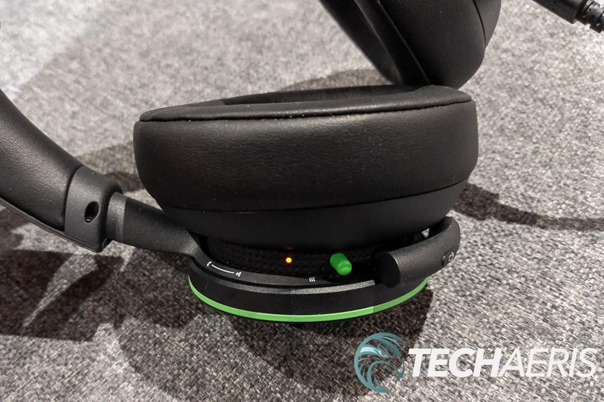 The LED, power/pairing button, and mic on the Xbox Wireless Headset