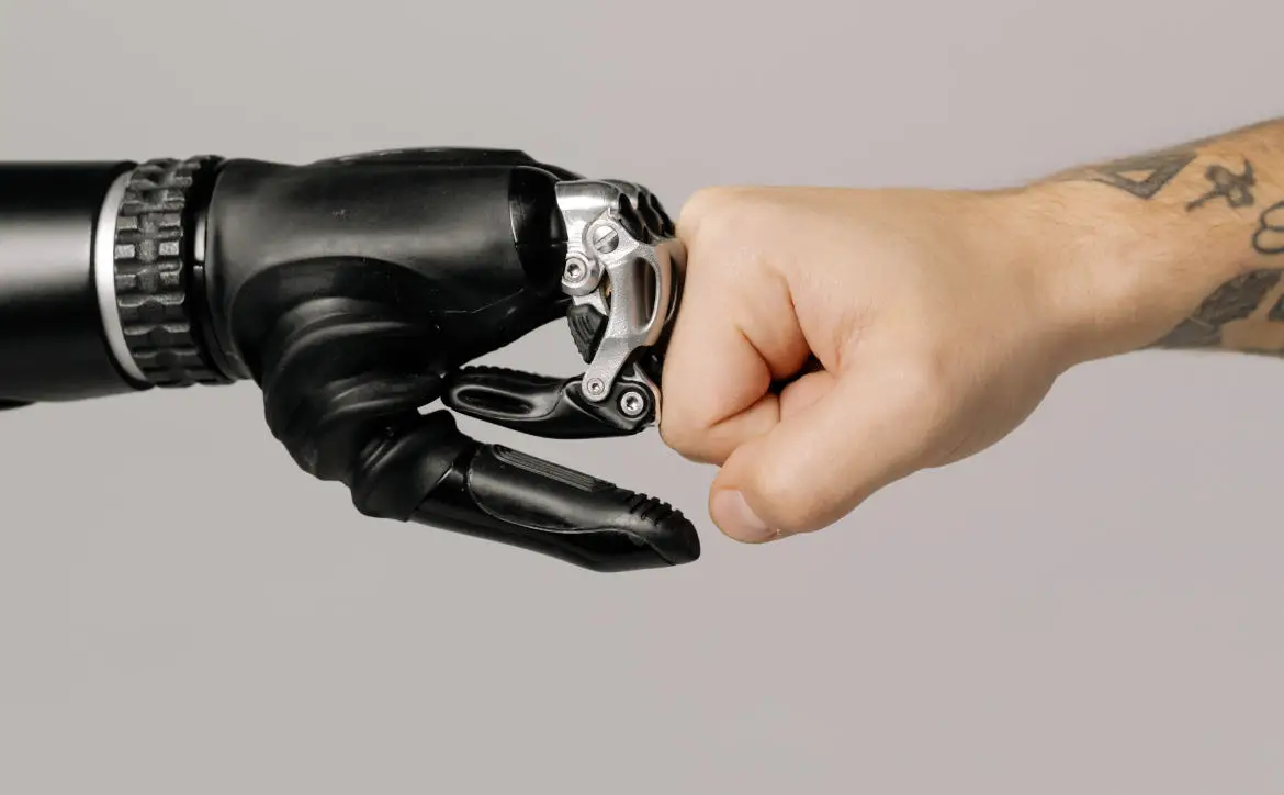 human vs machine techaeris