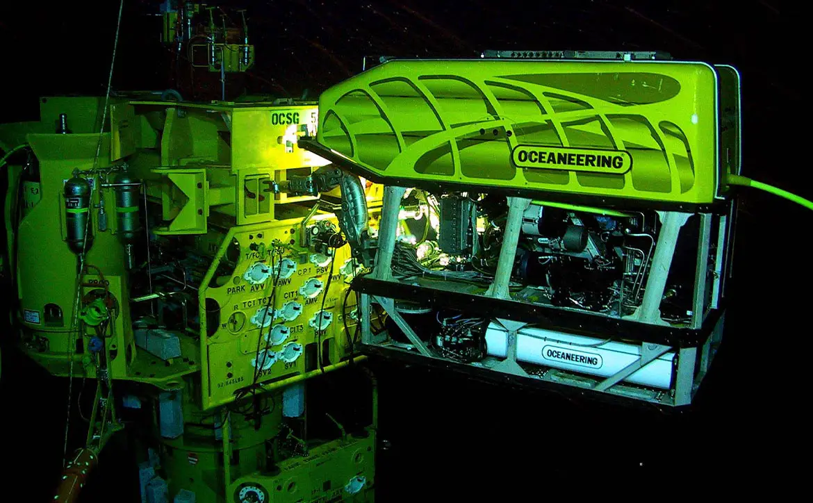 Submerged technology - ROV at work in an underwater oil and gas field