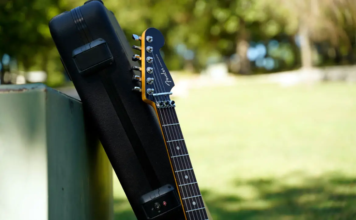 2021 Fender Ultra Luxe Stratocaster Floyd Rose HSS FI