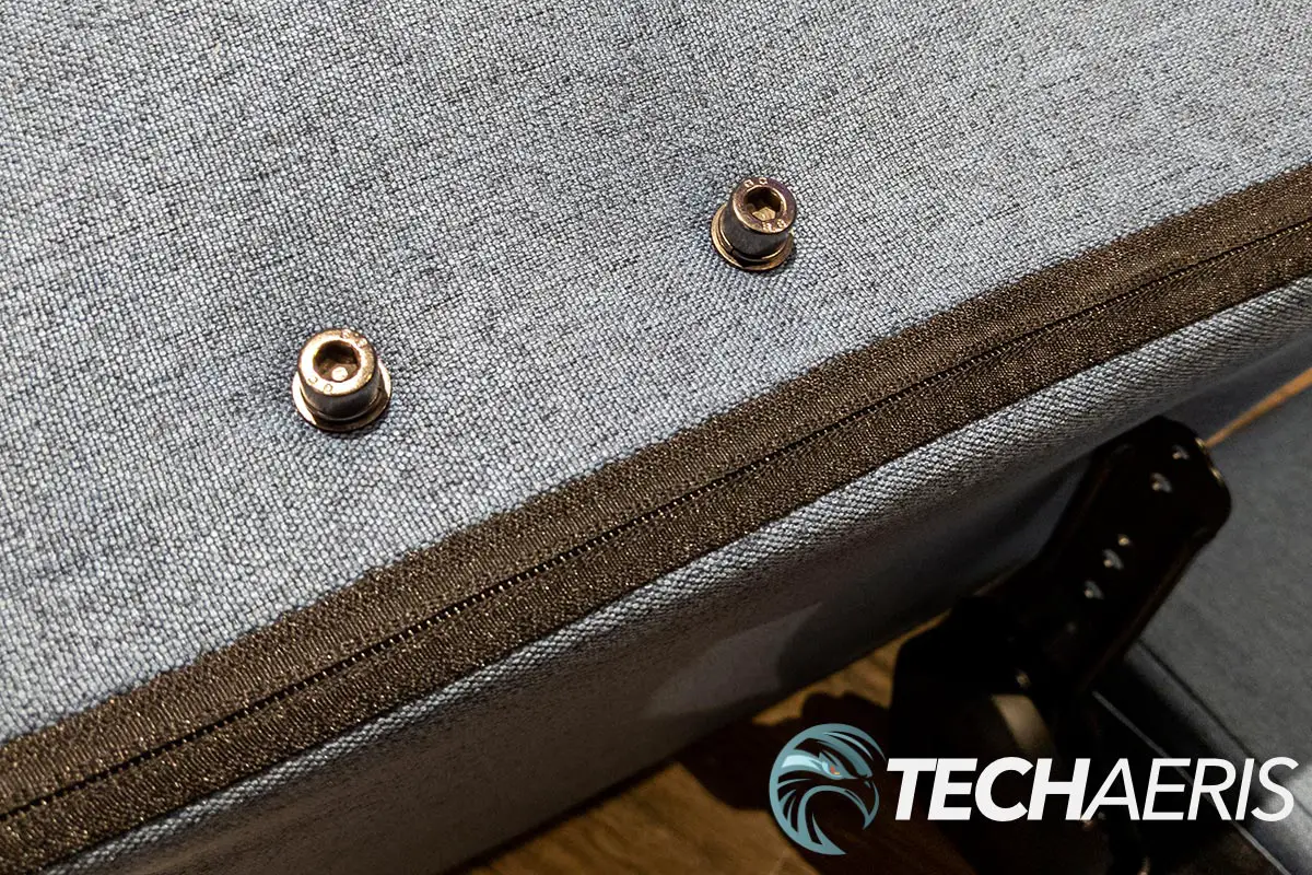 The bolts are pre-installed on the Anda Seat T-Pro 2 gaming chair, making it easy to assemble