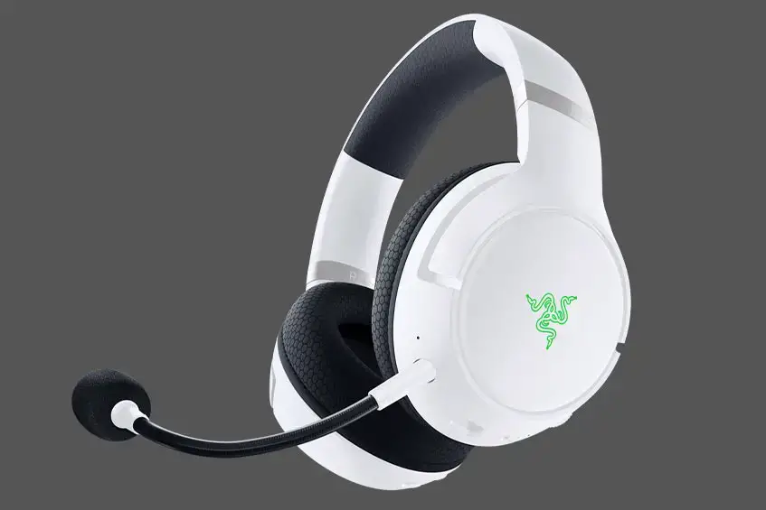 The Razer Kaira Pro Xbox gaming headset console accessories in white