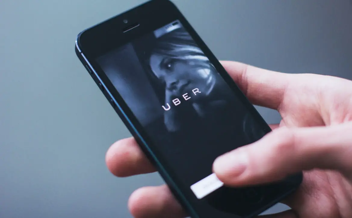 Uber iphone Secretive algorithm will now determine Uber driver pay in many cities