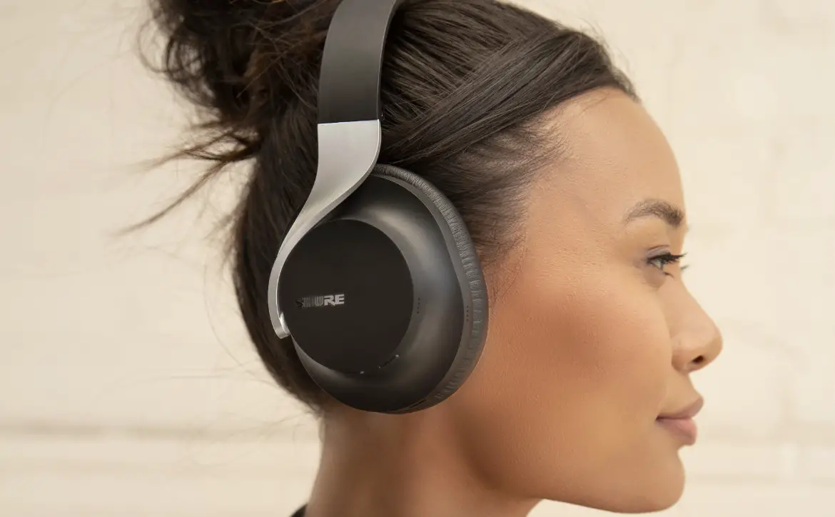 AONIC 40 Wireless Noise Cancelling Headphones CES 2022