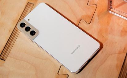 Samsung Galaxy S22+ Review: This Raises the Bar for Android Flagship  Smartphones In 2022 - News18