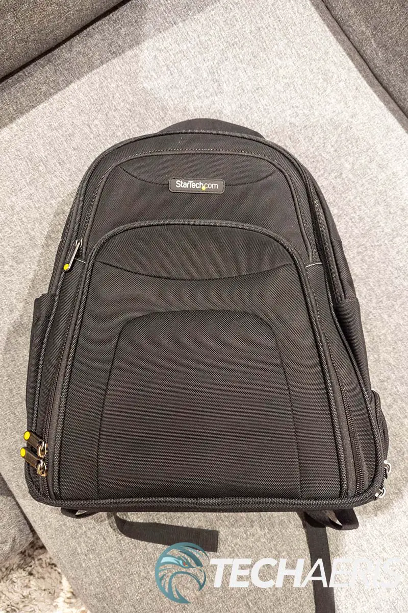 The front of the StarTech 15.6" Laptop Backpack (NTBKBAG156)