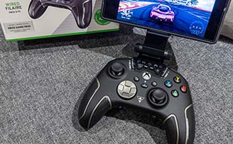The Turtle Beach Recon Cloud Xbox/PC/Android mobile game controller