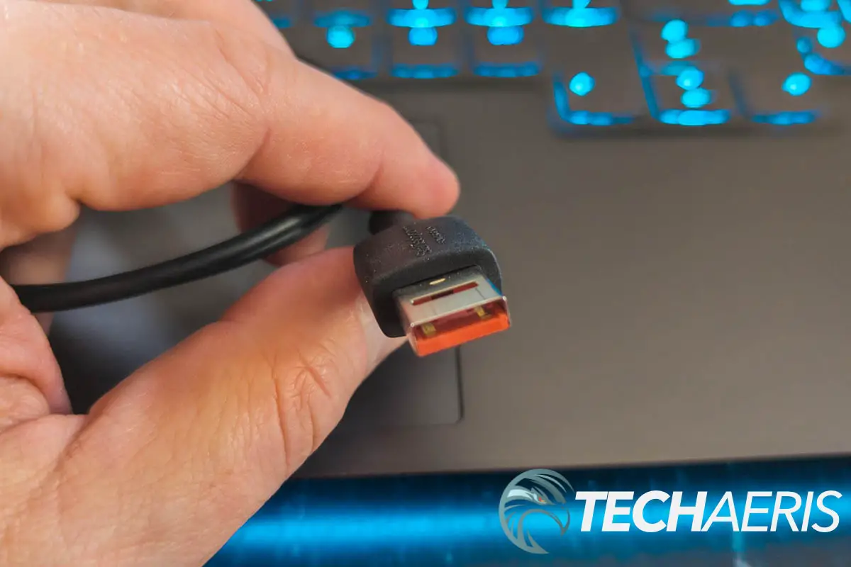 The USB-A end of the StarTech.com 1m Secure USB-C to USB-A 2.0 Cable has only two charging pins