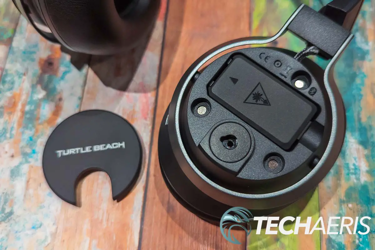 The swappable battery inside the left earcup on the Turtle Beach Stealth Pro Xbox/PC wireless gaming headset