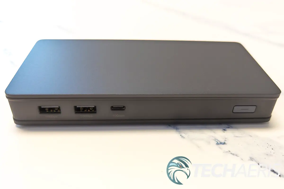 The ports on the front of the UGREEN 90912 9-in-1 USB-C Docking Station