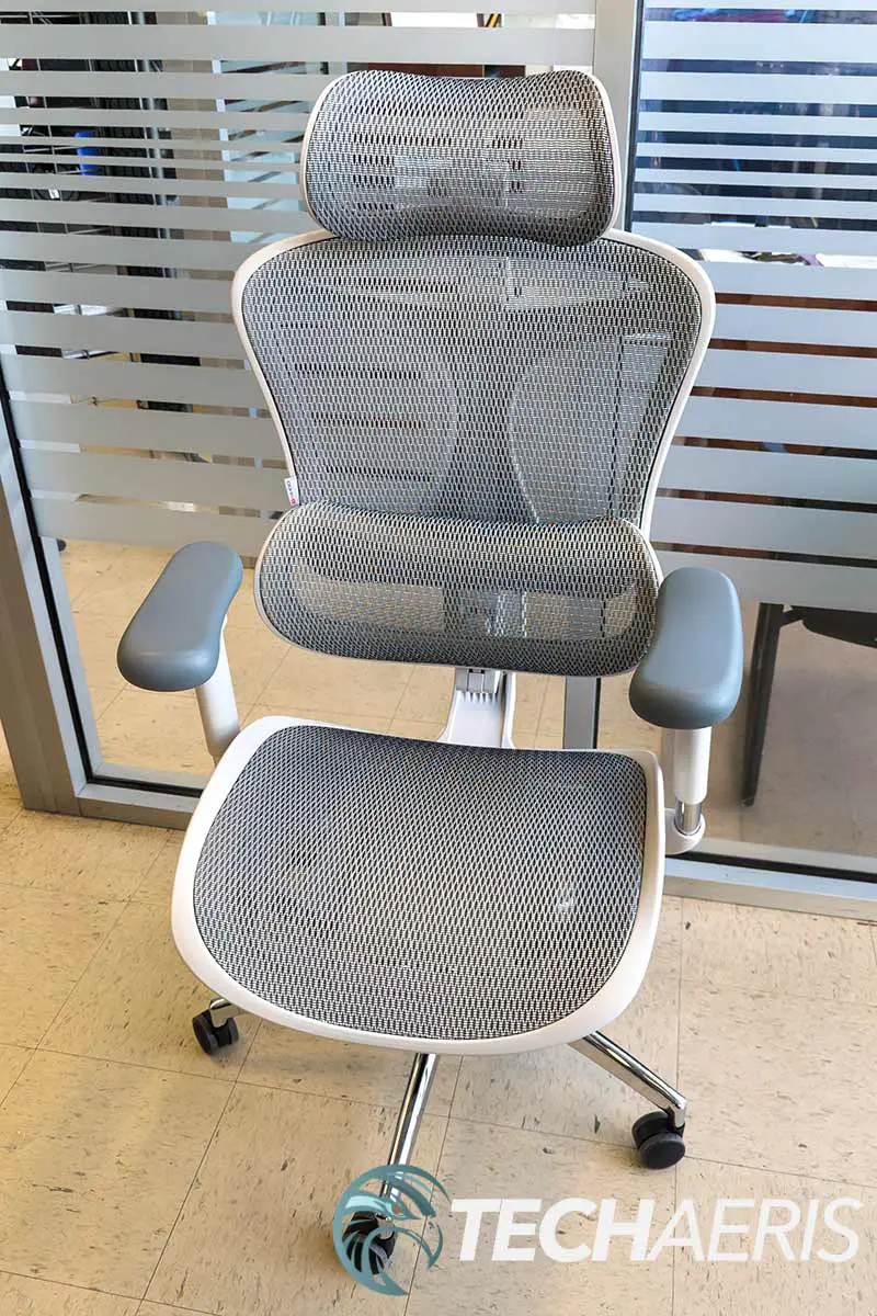 Front view of the SIHOO Doro-C300 Ergonomic Office Chair