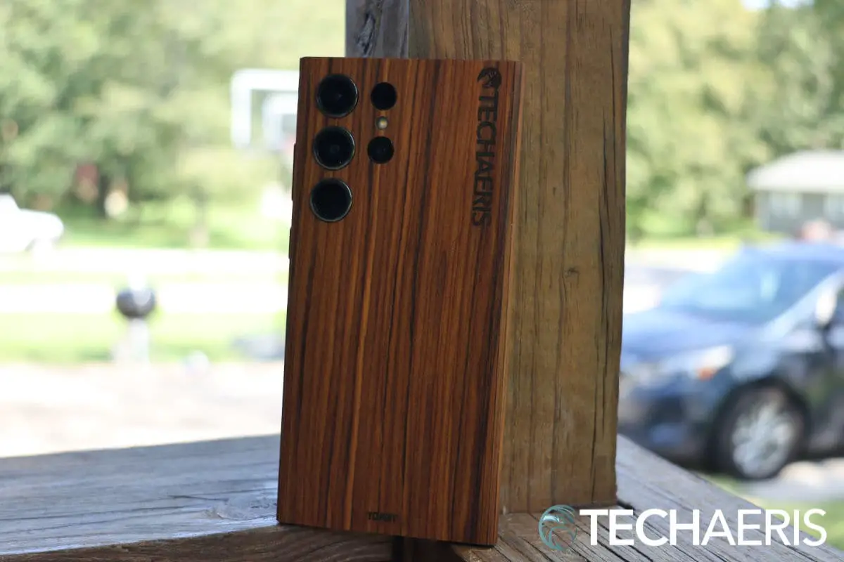Galaxy S23 Ultra with wood cover Toast review